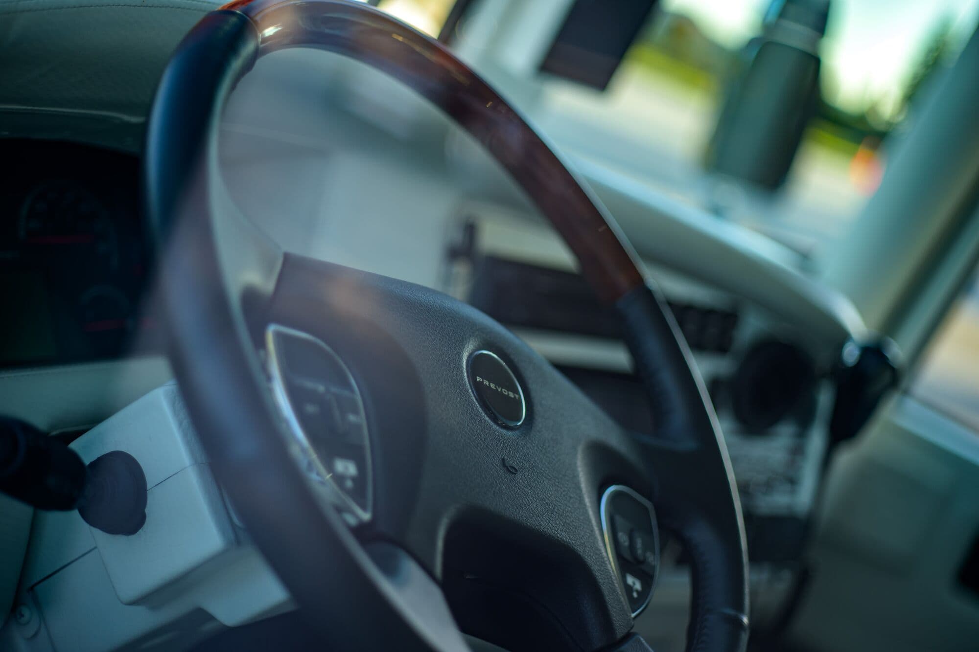 Prevost vs. Other Luxury Motorhomes: Why Owners Never Go Back